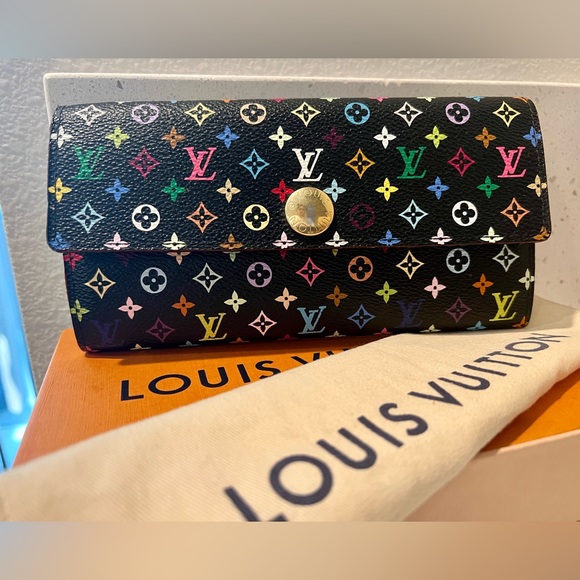 Louis Vuitton Handbags - Louis Vuitton▪️RARE Multicolor full size Continental Sarah wallet